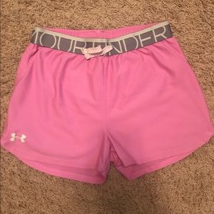 Youth large Under Amour shorts
